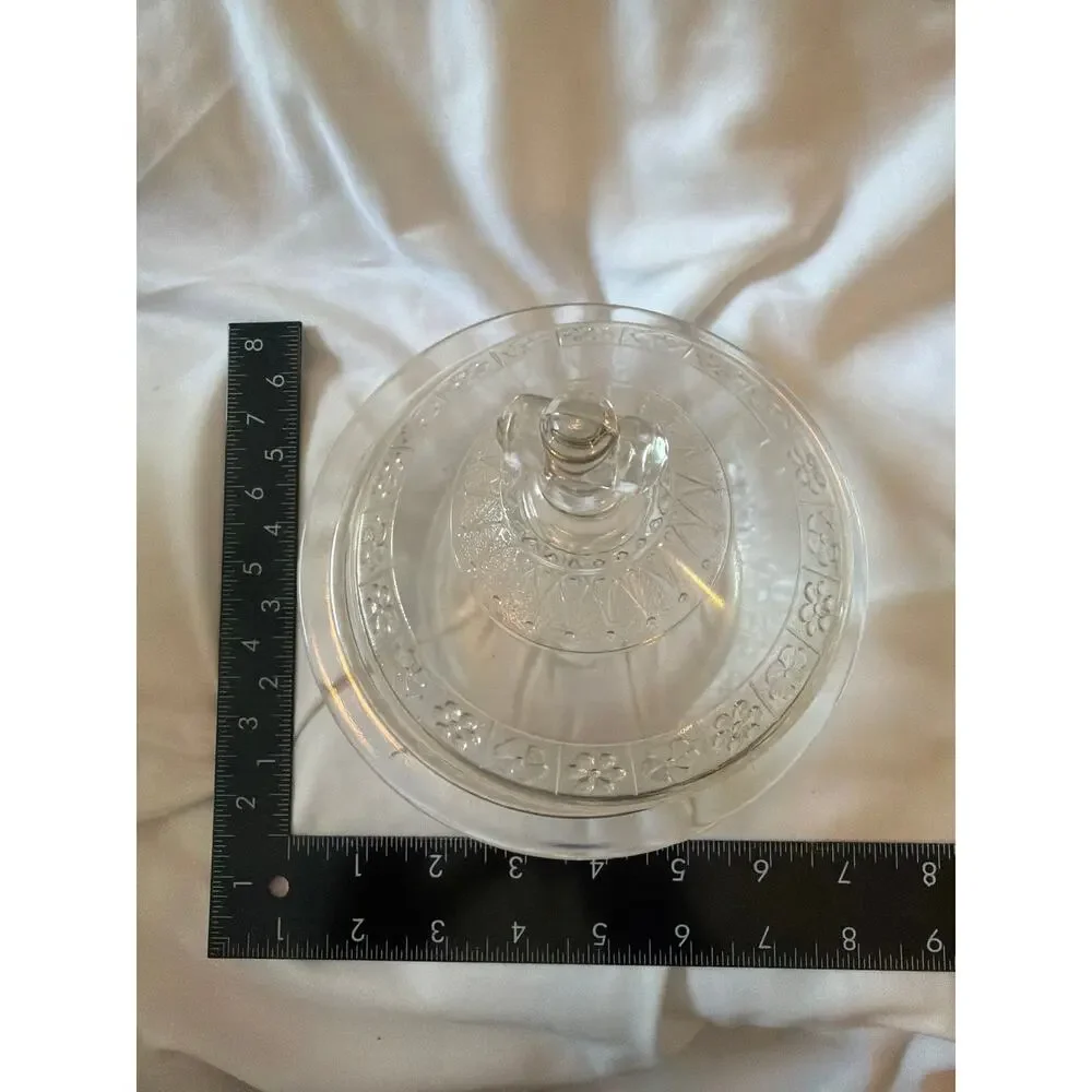 Vintage Clear Pressed Glass Covered Candy Dish Bonbon Bowl Clover Finial Lid